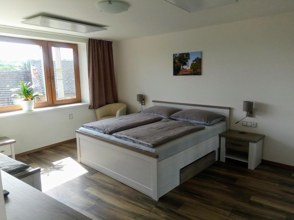 Apartmany 27 Nemcicky  ภายนอก รูปภาพ